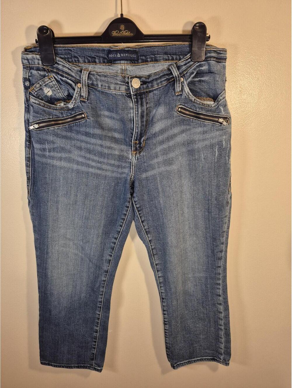 Rock & Republic Kendall Blue Denim Capris Size 16 Distressed Y2k, Concert, Logo